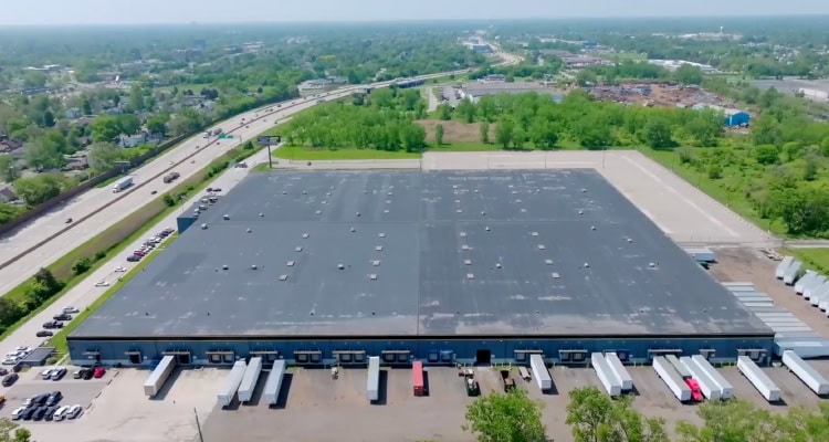 Evans Distribution Systems secures flexible leases at its Detroit distribution center.