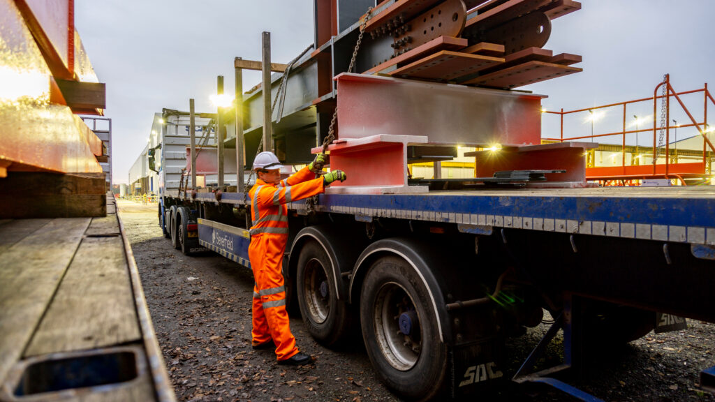 Break Bulk vs Cross Docking: Which Shipping Service is Right For You? Break Bulk vs Cross Docking: Which Shipping Service is Right For You?