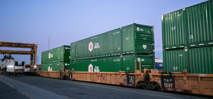 Hub Group expanded its intermodal and cross-border service offerings in Mexico through its joint venture with EASO.