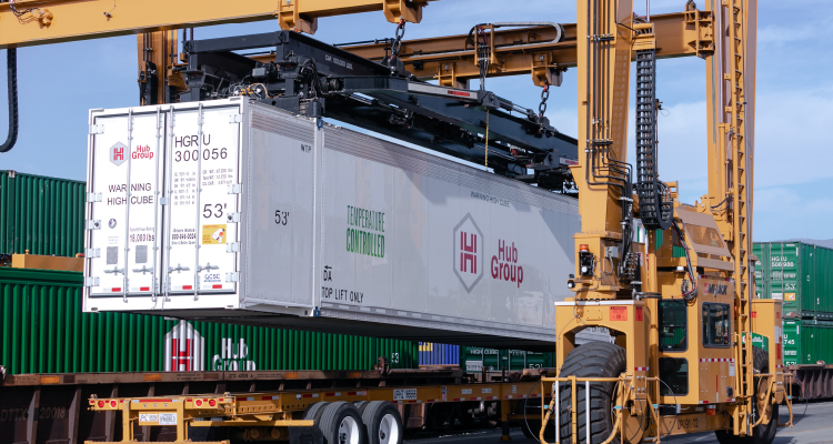 Hub Group offers cross-border shippers a single, integrated provider for North American freight flows through its joint venture with EASO, Mexico’s largest intermodal carrier. 