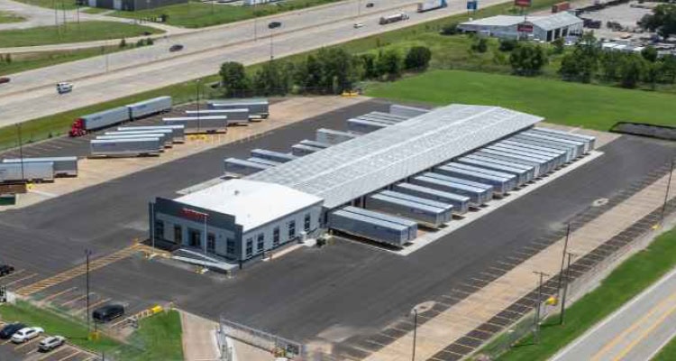 Averitt opened a new service center in Tulsa, Oklahoma.