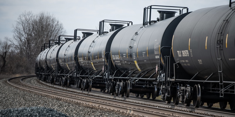 Overcoming Challenges and Increasing Supply Chain Efficiency with Rail Transloading