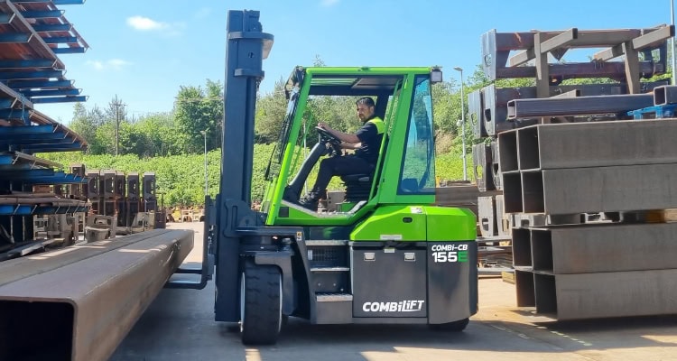 Combilift, a multi-directional and customized handling solutions company, was awarded the Red Dot Award for Product Design 2025 for its Combi-CB70E.
