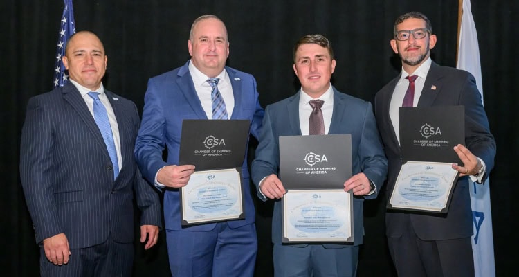 La Cámara Naviera de América reconoció a Crowley por su compromiso con la gestión ambiental.