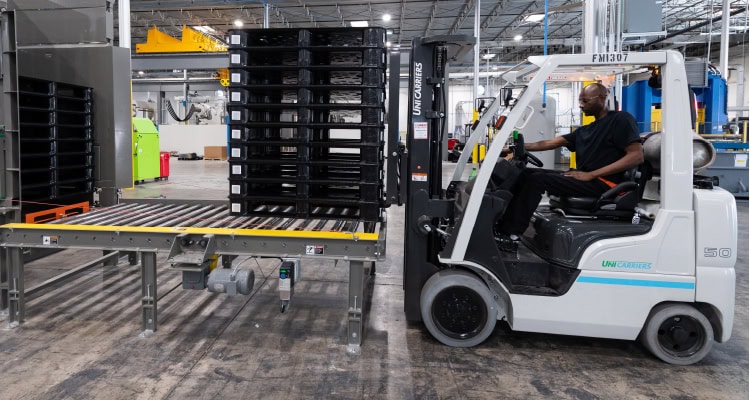 Offering plastic pallet pooling solutions that prioritize traceability, automation, and sustainability, iGPS views pallets as a critical asset in the supply chain. Its pallets are equipped with RFID tags and GPS trackers that enable visibility by providing crucial data to users.