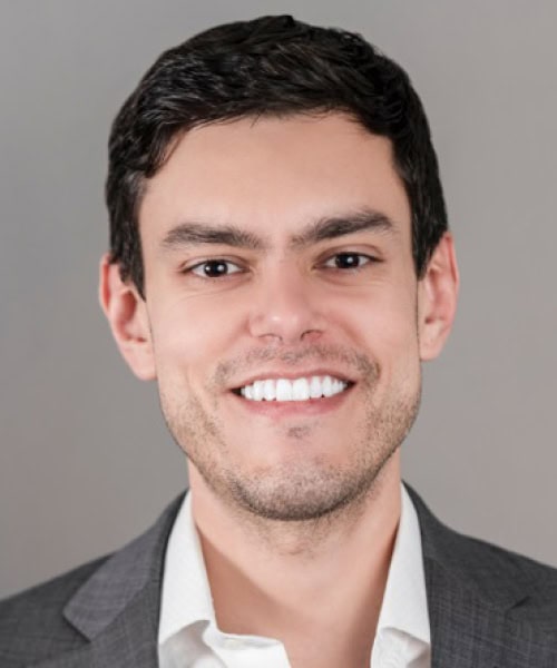 Headshot of Diego Fonseca, vice president, supply chain and logistics, with Southern Glazer’s Wine & Spirits.