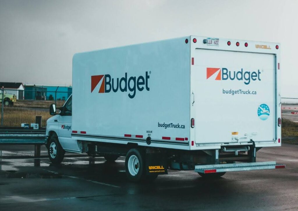 Box Trucks: Definition, Types, and Cargo