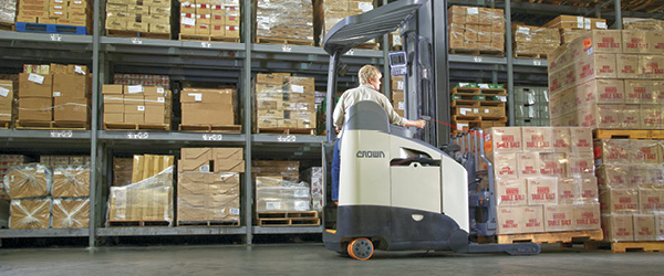 High-Reach Lift Trucks: Moving On Up