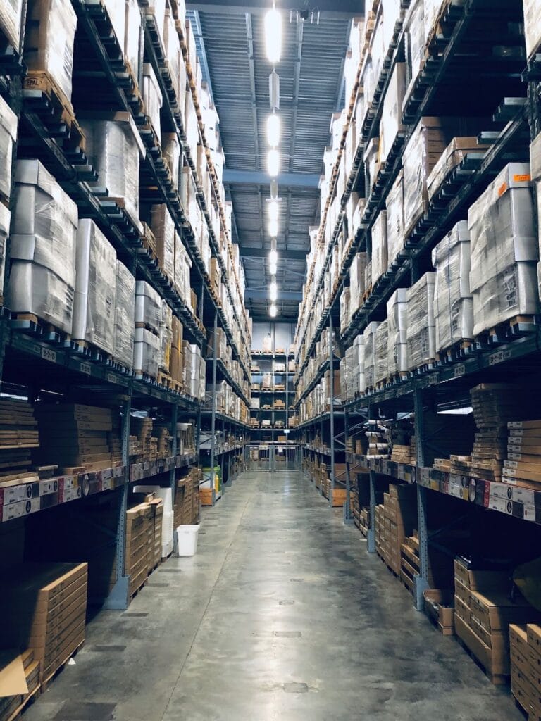 Public Warehouse: Definition, Benefits, and Features